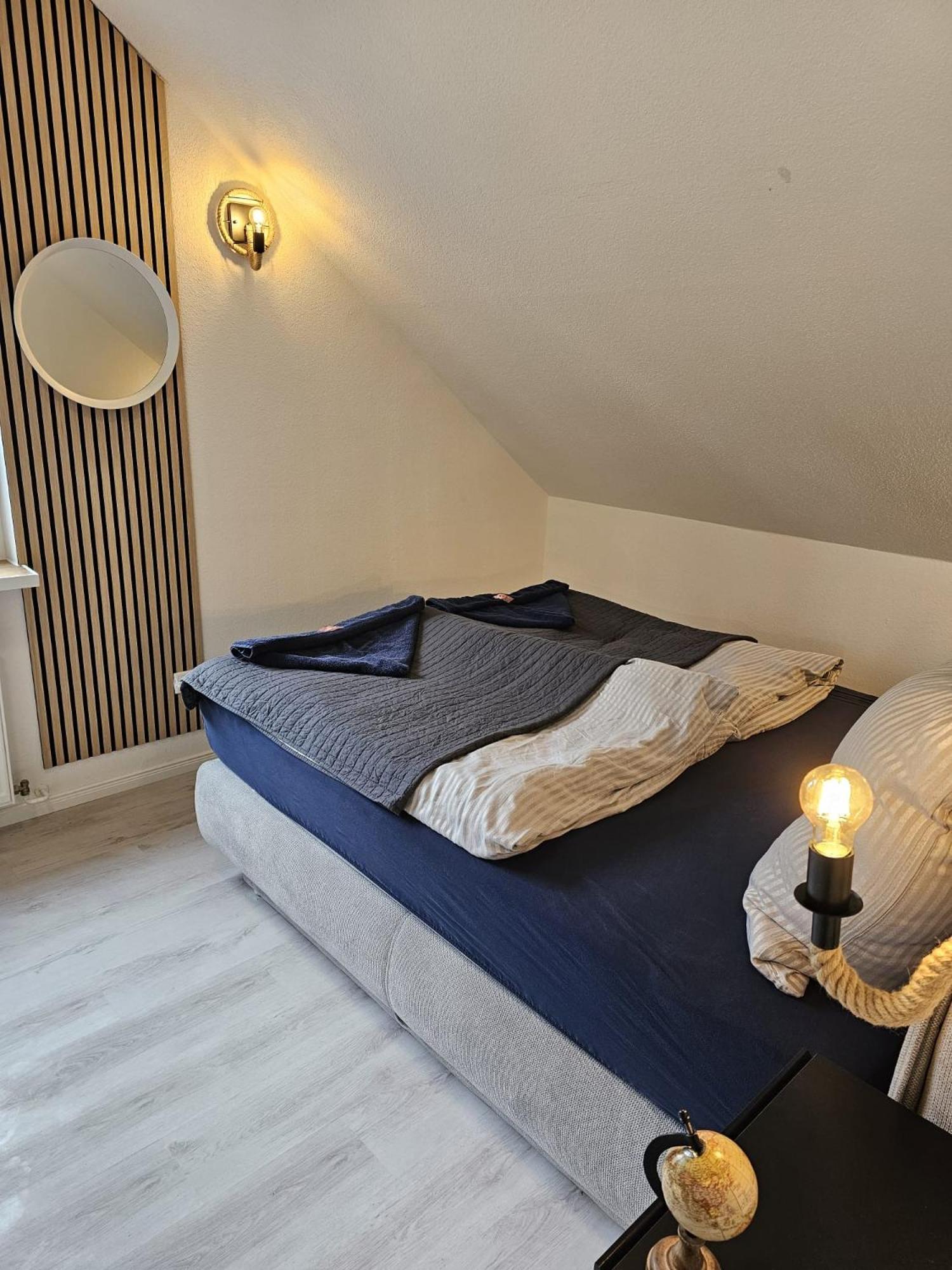 Tautraum Suite Mit Whirlpool Und Gruenem Ausblick Wilhelmshaven Exterior photo